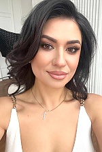 Ukrainian mail order bride Maria from Dresden with brunette hair and brown eye color - image 12