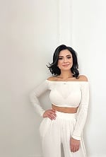 Ukrainian mail order bride Maria from Dresden with brunette hair and brown eye color - image 15