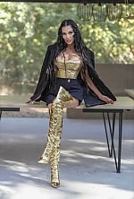 Ukrainian mail order bride Oksana from Berlin with black hair and brown eye color - image 4