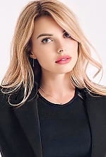 Ukrainian mail order bride Ksenia from Miami with blonde hair and hazel eye color - image 11
