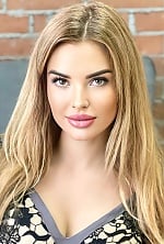 Ukrainian mail order bride Ksenia from Miami with blonde hair and hazel eye color - image 10