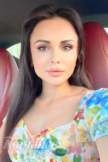 Ukrainian mail order bride Olga from Kyiv with black hair and brown eye color - image 1