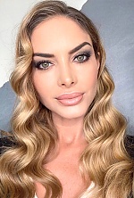 Ukrainian mail order bride Vanessa from Madrid with blonde hair and green eye color - image 11