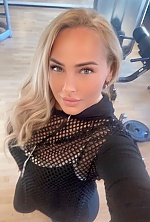 Ukrainian mail order bride Natalia from Odense with blonde hair and grey eye color - image 4