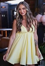 Ukrainian mail order bride Anna from Melitopol with light brown hair and brown eye color - image 12