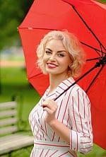Ukrainian mail order bride Vika from Kyiv with blonde hair and green eye color - image 8