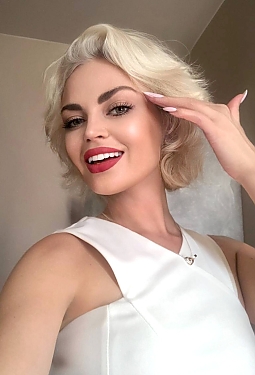 Vika, 38 y.o. from Kyiv, Ukraine