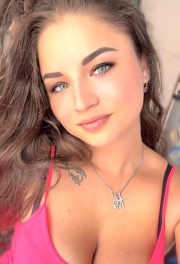 Veronica, 28 y.o. from Brussels, Belgium