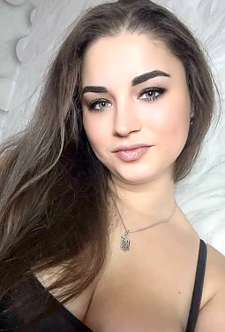 Veronica, 28 y.o. from Brussels, Belgium