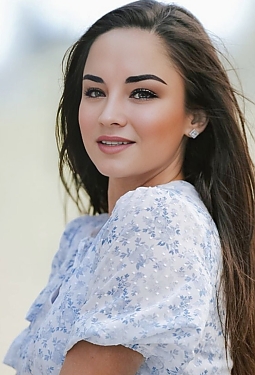 Veronica, 28 y.o. from Brussels, Belgium