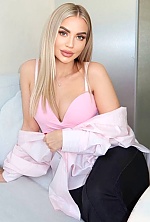 Ukrainian mail order bride Bohdana from Kyiv with blonde hair and green eye color - image 3