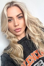 Ukrainian mail order bride Bohdana from Kyiv with blonde hair and green eye color - image 12