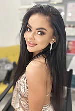 Ukrainian mail order bride Magdalena from Gdansk with black hair and brown eye color - image 2