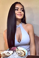Ukrainian mail order bride Magdalena from Gdansk with black hair and brown eye color - image 3