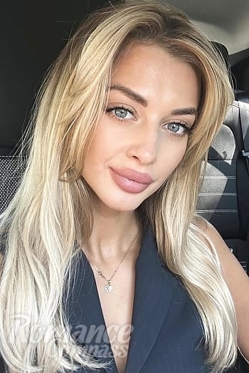 Ukrainian mail order bride Anca from Timișoara with blonde hair and blue eye color - image 1