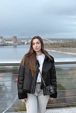 Ukrainian mail order bride Valeriia from Zaporizhzhia with light brown hair and green eye color - image 5