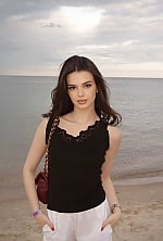 Ukrainian mail order bride Yelyzaveta from Bucharest with brunette hair and brown eye color - image 3