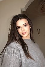 Ukrainian mail order bride Yelyzaveta from Bucharest with brunette hair and brown eye color - image 10