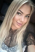 Ukrainian mail order bride Marina from Prague with blonde hair and green eye color - image 9
