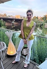 Ukrainian mail order bride Tatiyana from München with light brown hair and green eye color - image 2