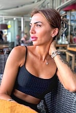 Ukrainian mail order bride Tatiyana from München with light brown hair and green eye color - image 4