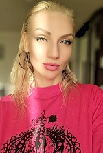 Ukrainian mail order bride Anna from Kyiv with blonde hair and green eye color - image 9