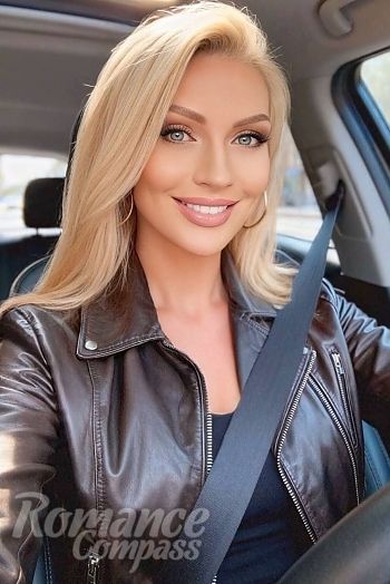 Ukrainian mail order bride Anna from Kyiv with blonde hair and green eye color - image 1