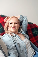 Ukrainian mail order bride Yuliia from Martinsicuro with blonde hair and green eye color - image 18