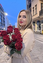 Ukrainian mail order bride Olena from Warsaw with blonde hair and grey eye color - image 3
