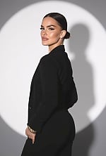 Ukrainian mail order bride Tetiana from Lviv with light brown hair and brown eye color - image 4