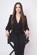 Ukrainian mail order bride Tetiana from Lviv with light brown hair and brown eye color - image 2