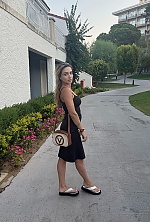 Ukrainian mail order bride Olesya from Dubai with light brown hair and grey eye color - image 4