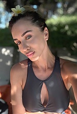 Ukrainian mail order bride Olesya from Dubai with light brown hair and grey eye color - image 7