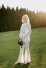 Ukrainian mail order bride Inna from Kitsman with blonde hair and green eye color - image 6