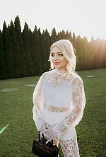 Ukrainian mail order bride Inna from Kitsman with blonde hair and green eye color - image 8