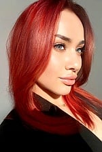 Ukrainian mail order bride Alina from Kyiv with red hair and brown eye color - image 4