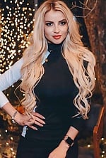 Ukrainian mail order bride Yaroslava from Toronto with blonde hair and blue eye color - image 6