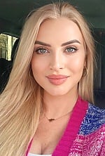 Ukrainian mail order bride Yaroslava from Toronto with blonde hair and blue eye color - image 5