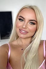 Ukrainian mail order bride Nastia from Madrid with blonde hair and green eye color - image 5