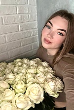 Ukrainian mail order bride Valeriia from Dubno with blonde hair and green eye color - image 2