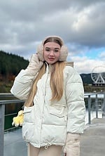 Ukrainian mail order bride Valeriia from Dubno with blonde hair and green eye color - image 39