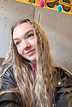 Ukrainian mail order bride Valeriia from Dubno with blonde hair and green eye color - image 4