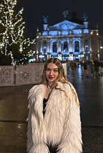 Ukrainian mail order bride Valeriia from Dubno with blonde hair and green eye color - image 17