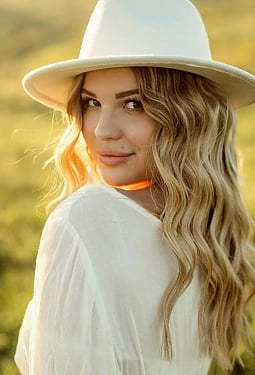 Maria, 31 y.o. from Kyiv, Ukraine