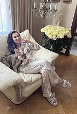 Ukrainian mail order bride Ekaterina from Luxembourg with black hair and green eye color - image 14