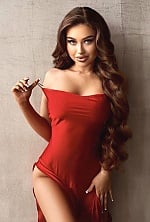 Ukrainian mail order bride Valeriia from Kyiv with light brown hair and green eye color - image 3