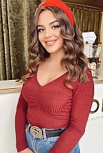 Ukrainian mail order bride Veronika from Mukachevo with brunette hair and brown eye color - image 5