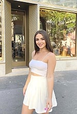 Ukrainian mail order bride Veronika from Mukachevo with brunette hair and brown eye color - image 3