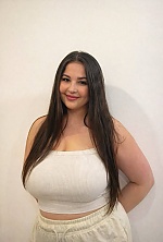 Ukrainian mail order bride Nataliia from Odesa with light brown hair and black eye color - image 9