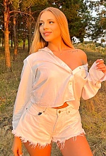 Ukrainian mail order bride Violeta from H&icirc;nceşti with blonde hair and brown eye color - image 10